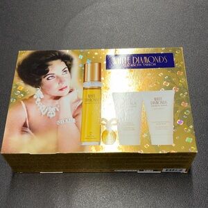 White Diamonds Gift Set - Gold